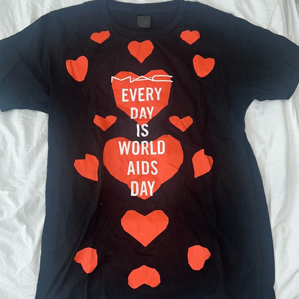 Mac graphic shirt